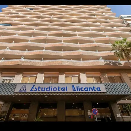 Estudio Con Impresionantes Vistas En Alicante Centro Exterior foto
